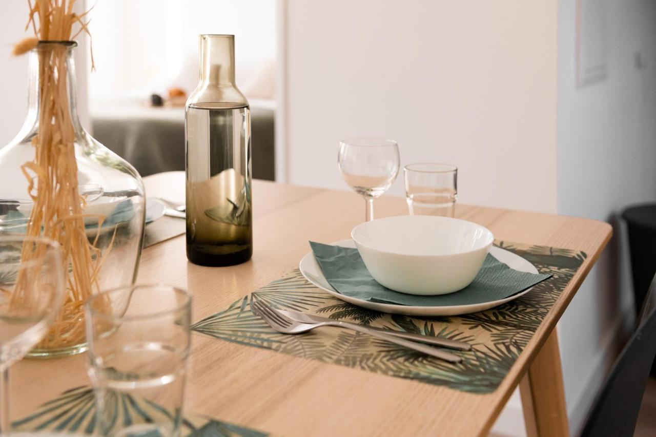 Stylish Sunrise : T3 Lumineux Au Coeur De Pau Apartamento Exterior foto